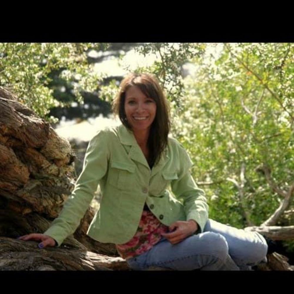 Meet your Posher, Laurie